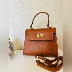Elegant Brown Leather Handbag